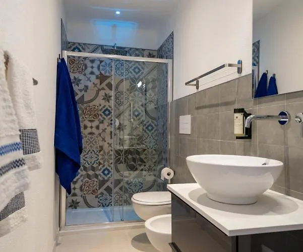 Altre 3* 奧爾比亞