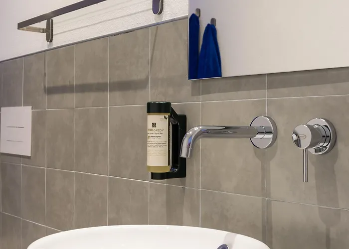 Altre 3* 奧爾比亞